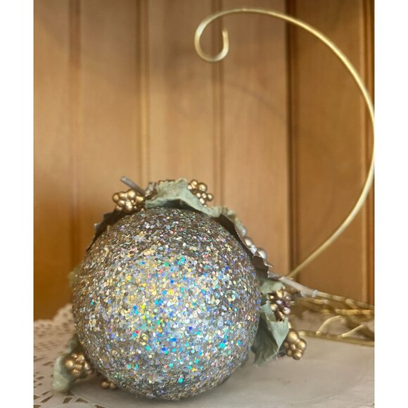 Handmade Floral Glitter Handcrafted Christmas Ornament Silver Pink Decoration - Picture 5 of 8